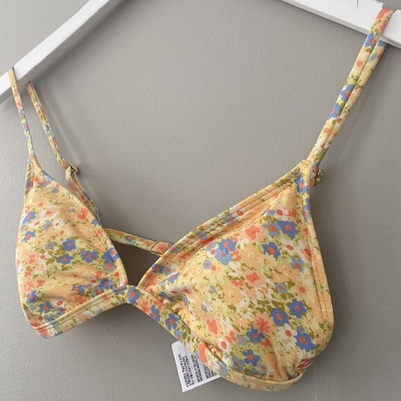 Billabong Southern Floral Triangle Top - Picture 6 of 6